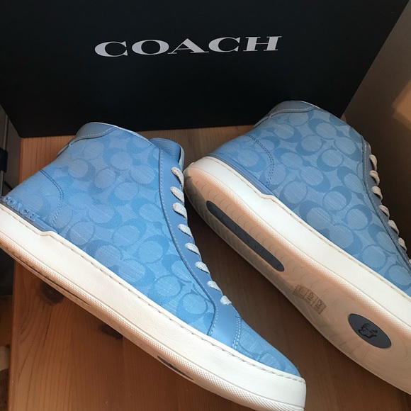 🥰 Coach Clip High Top Sneaker In Signature Chambray - Picture 9 of 12